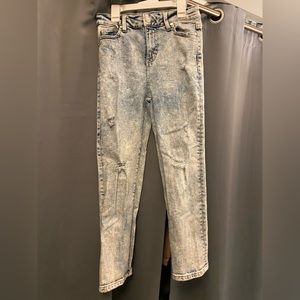 acid wash boyfriend jeans